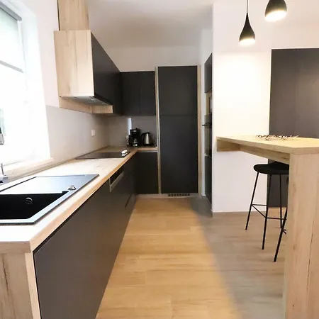 Brand New In Apartment *