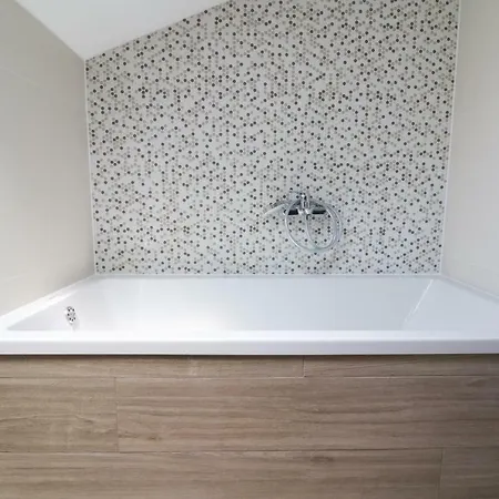 Brand New In Appartement